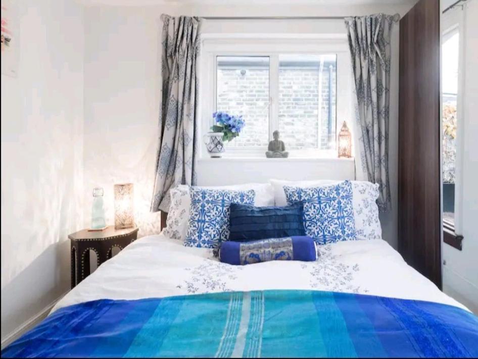 Stylish Room With Private Bath & Terrace In Super Central Clapham Junction Minutes From Victoria, Waterloo London Eksteriør bilde